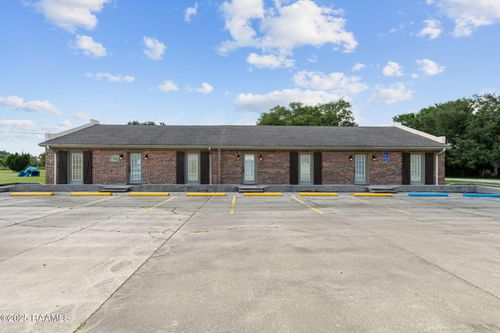 533 Parkway Dr, Breaux Bridge, LA, 70517-4305 | Card Image
