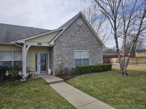 8410 E 74th Ct, Tulsa, OK, 74133-2984 | Card Image