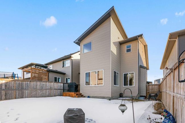 14 Walden Grove Se, Home with 3 bedrooms, 2 bathrooms and 4 parking in Calgary AB | Image 38