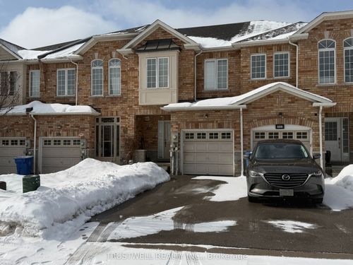 522 Ainsworth Dr, Newmarket, ON, L3Y8W9 | Card Image