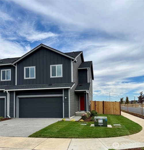 6514 B 286th St Nw, Stanwood, WA, 98292-8077 | Card Image