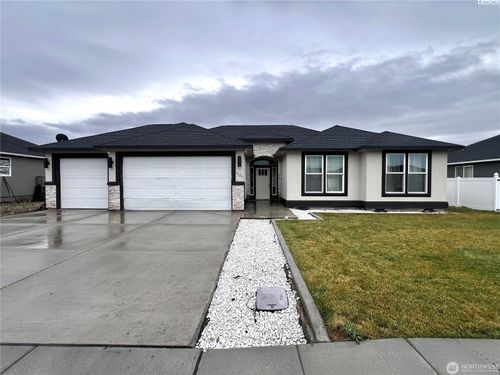 1120 E Mt. Adams St., Othello, WA, 99344 | Card Image