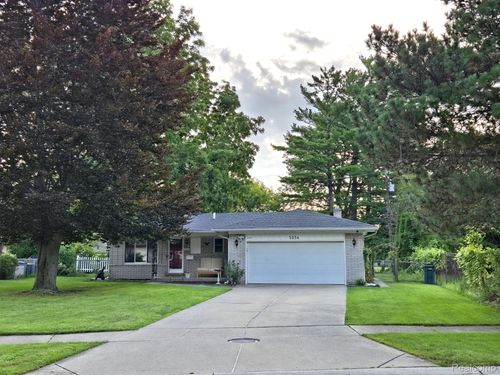 5054 Carnaby Dr, Troy, MI, 48085-3434 | Card Image