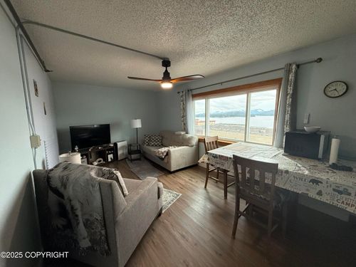 apt-801-2415 Hemlock Ave, Ketchikan, AK, 99901-5863 | Card Image