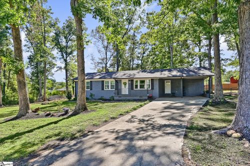 21 Blue Mountain Dr, Greenville, SC, 29617-1301 | Card Image