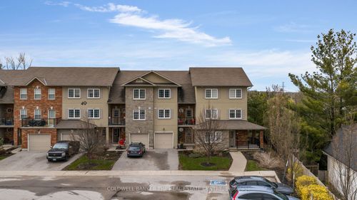 7-49 Ferndale Dr S, Barrie, ON, L4N5W9 | Card Image
