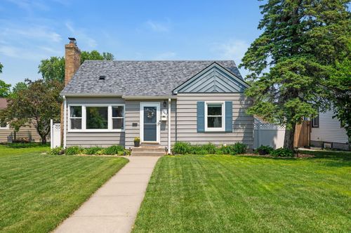 3267 Library Ln, Saint Louis Park, MN, 55426-4124 | Card Image