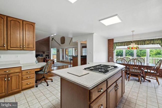360 Lazy River East Rd, House other with 4 bedrooms, 5 bathrooms and null parking in Luray VA | Image 14