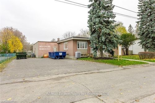 71 Princess St, Peterborough, ON, K9J2A8 | Card Image