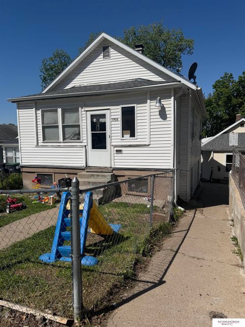 1924 S 17th St, Omaha, NE, 68108-3916 | Card Image