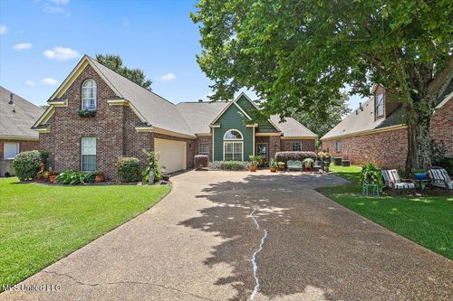 555 Clubhouse Dr, Pearl, MS, 39208-9506 | Card Image