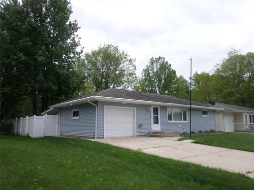 2737 E 32nd St, Erie, PA, 16510-2807 | Card Image