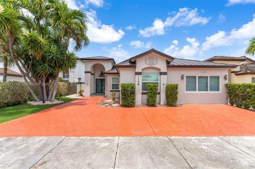 13285 Nw 11th St, Miami, FL, 33182-2235 | Card Image