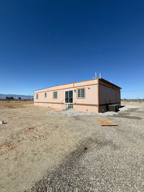19523 Grey Mountain Rd, El Mirage, CA, 92301 | Card Image