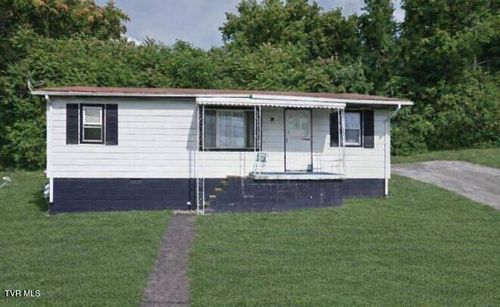 105 Robinson St, Greeneville, TN, 37743-3618 | Card Image