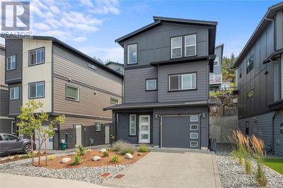 949 Peace Keeping Cres, House other with 4 bedrooms, 3 bathrooms and 2 parking in Langford BC | Image 1