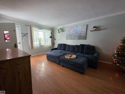 39690 Detroit St, Harrison Twp, MI, 48045-1836 | Card Image