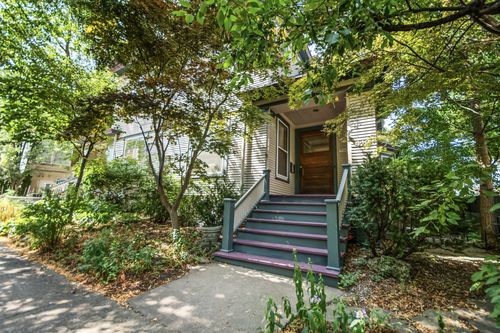 413 Dempster St, Evanston, IL, 60201-4706 | Card Image