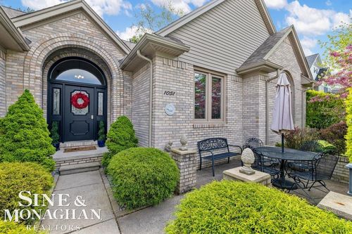1051 Troon, Saint Clair, MI, 48079-4277 | Card Image