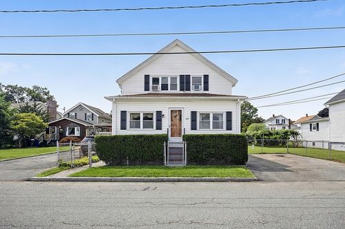 157 Denver St, Fall River, MA, 02721-4942 | Card Image