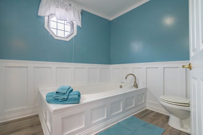 2142 Hawthorne Ln, House other with 3 bedrooms, 2 bathrooms and 12 parking in WAUKEGAN IL | Image 15