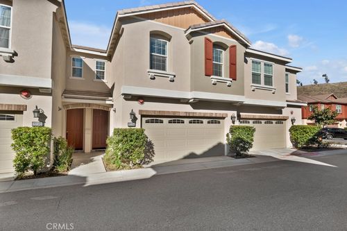 22104 Barrington Way, Saugus, CA, 91350-5746 | Card Image