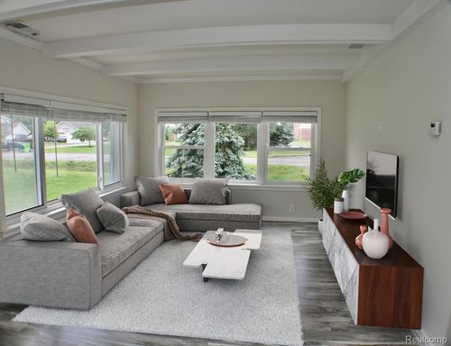 apt-1-48677 Sugarbush Rd, Chesterfield, MI, 48047-3392 | Card Image