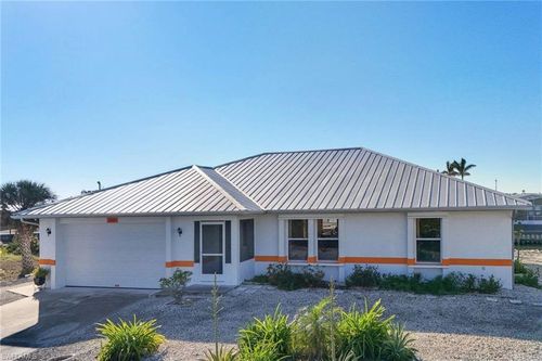 3891 Galt Island Ave, ST. JAMES CITY, FL, 33956-2321 | Card Image