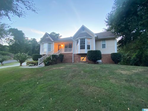 286 Pine Ridge Rd, Bessemer, AL, 35023-7726 | Card Image
