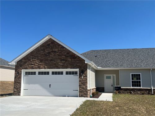 334 Cherokee Dr, Beaver Falls, PA, 15010-8478 | Card Image