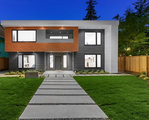 819 W 20th St, North Vancouver, BC, V7P2B5 | Card Image