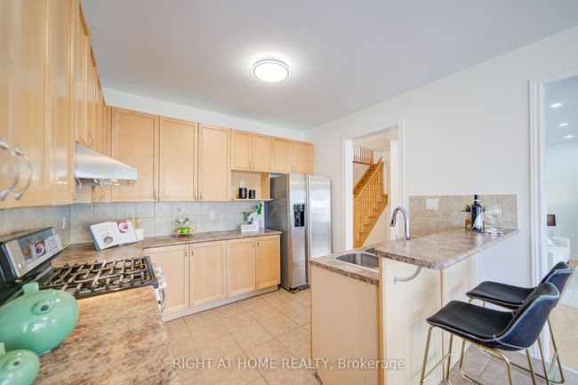 17 Mcginty Ave, House other with 4 bedrooms, 4 bathrooms and 4 parking in Ajax ON | Image 15