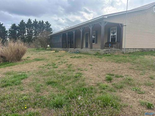 293 Mark Whitt Rd, Boaz, AL, 35956-5173 | Card Image