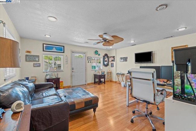7677 Copper Cove Pl, House other with 3 bedrooms, 2 bathrooms and 1 parking in Antelope CA | Image 18