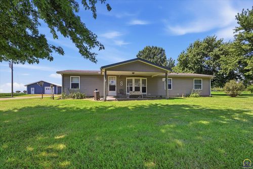 17011 S Shawnee Heights Rd, Overbrook, KS, 66524 | Card Image