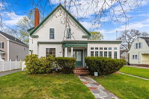 32 Byron Ave, Brockton, MA, 02301-4202 | Card Image