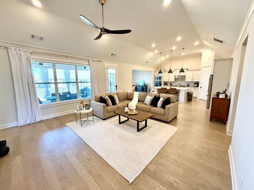 12516 Golden Bell Dr, Arlington, TN, 38002 | Card Image