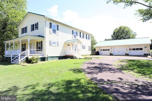 23202 Village Rd, UNIONVILLE, VA, 22567-2310 | Card Image