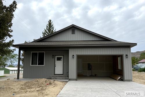 310 N East St, Arco, ID, 83213-8813 | Card Image