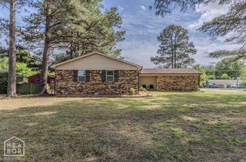 911 Alice St, Paragould, AR, 72450-2202 | Card Image