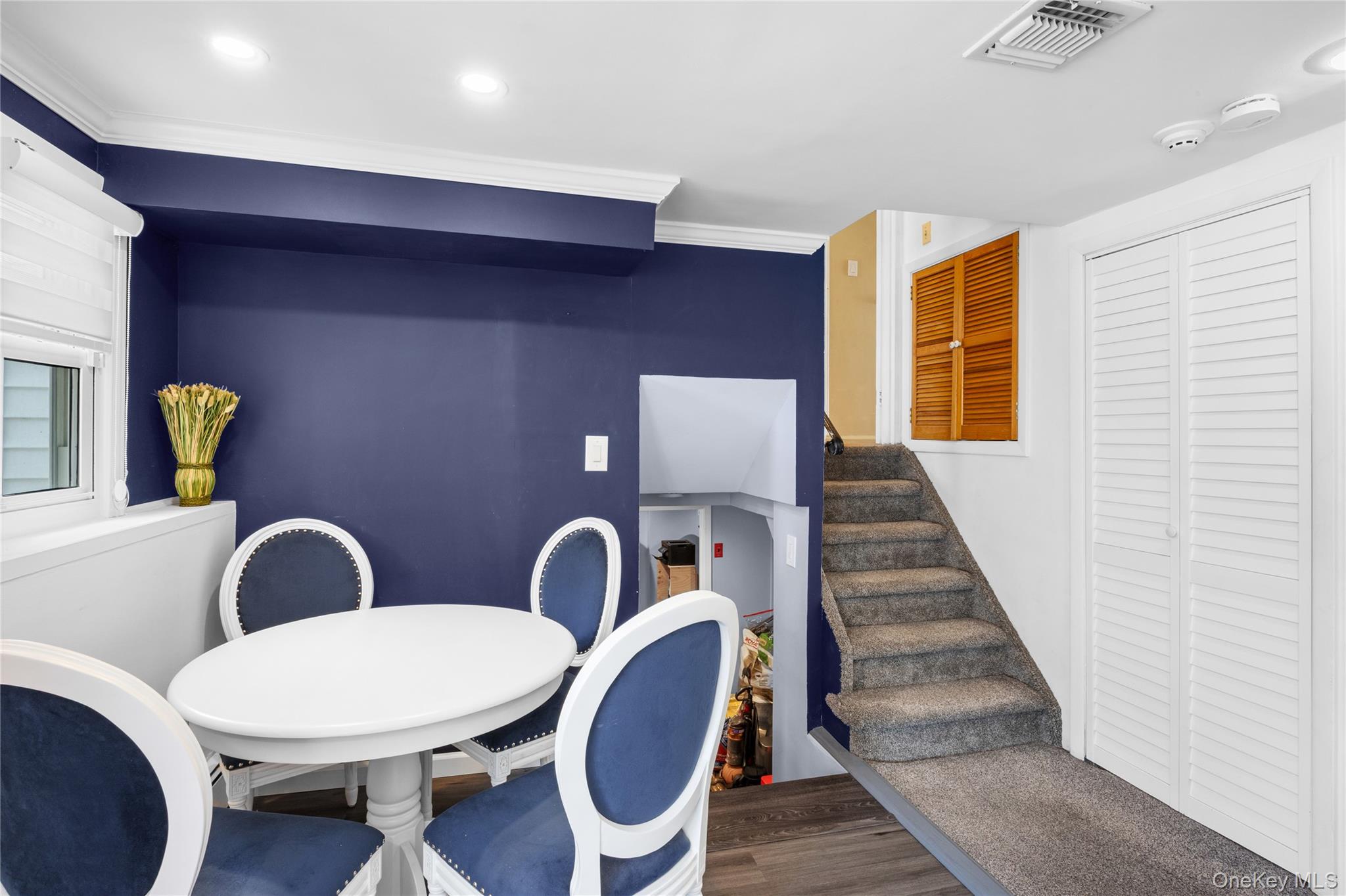 Residential in Oyster Bay 4