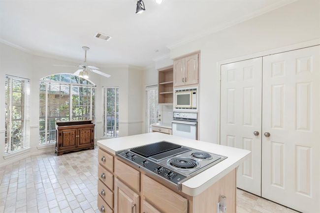 168 S Copperknoll Cir, House other with 2 bedrooms, 2 bathrooms and 2 parking in Spring TX | Image 21