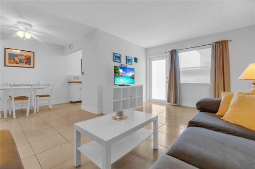 apt-502-1750 Jefferson St, Hollywood, FL, 33020-5543 | Card Image