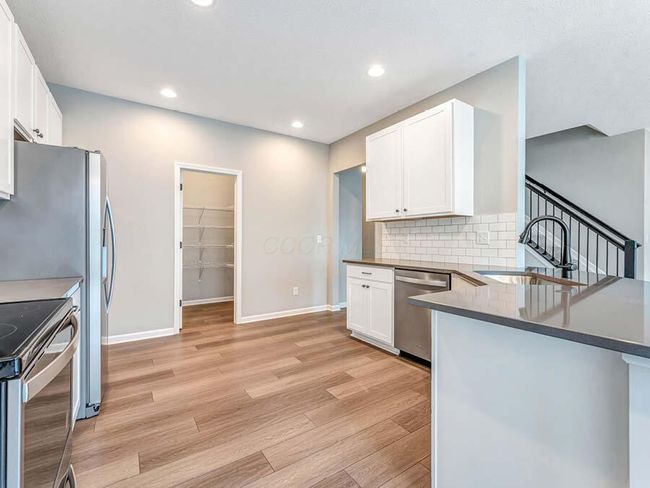 1689 Bookfield Ln, Condo with 3 bedrooms, 3 bathrooms and null parking in Grove City OH | Image 11