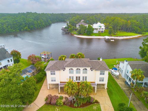 3508 Brandon James Dr, Biloxi, MS, 39532-9400 | Card Image