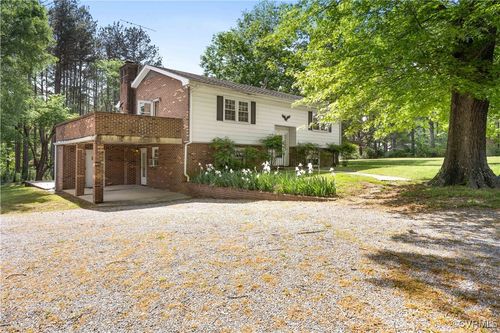124 Mansion Dr, Clarksville, VA, 23927-9021 | Card Image