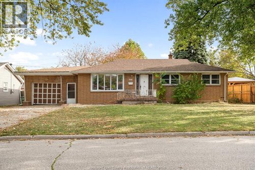 3010 Byng Rd, Windsor, ON, N8W3G7 | Card Image