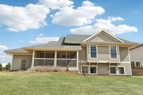 1021 Susan Crest, BLACK EARTH, WI, 53515 | Card Image