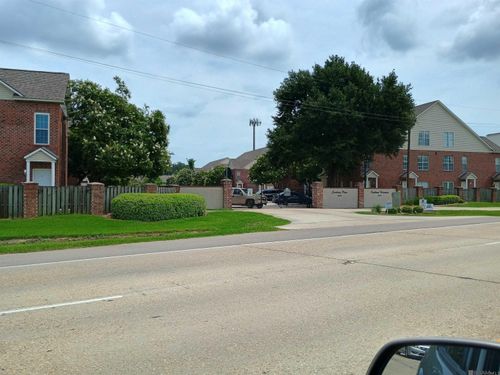 apt-101-4625 Burbank Dr, Baton Rouge, LA, 70820-3270 | Card Image