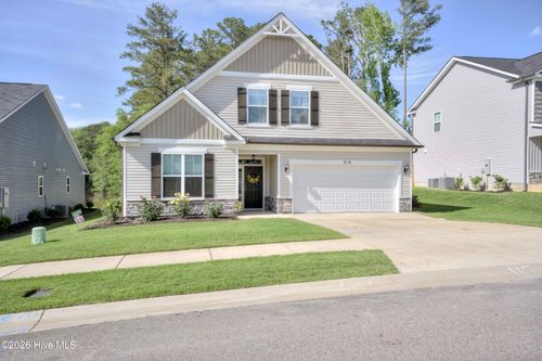 818 Elsie Dr, North Augusta, SC, 29860-9413 | Card Image